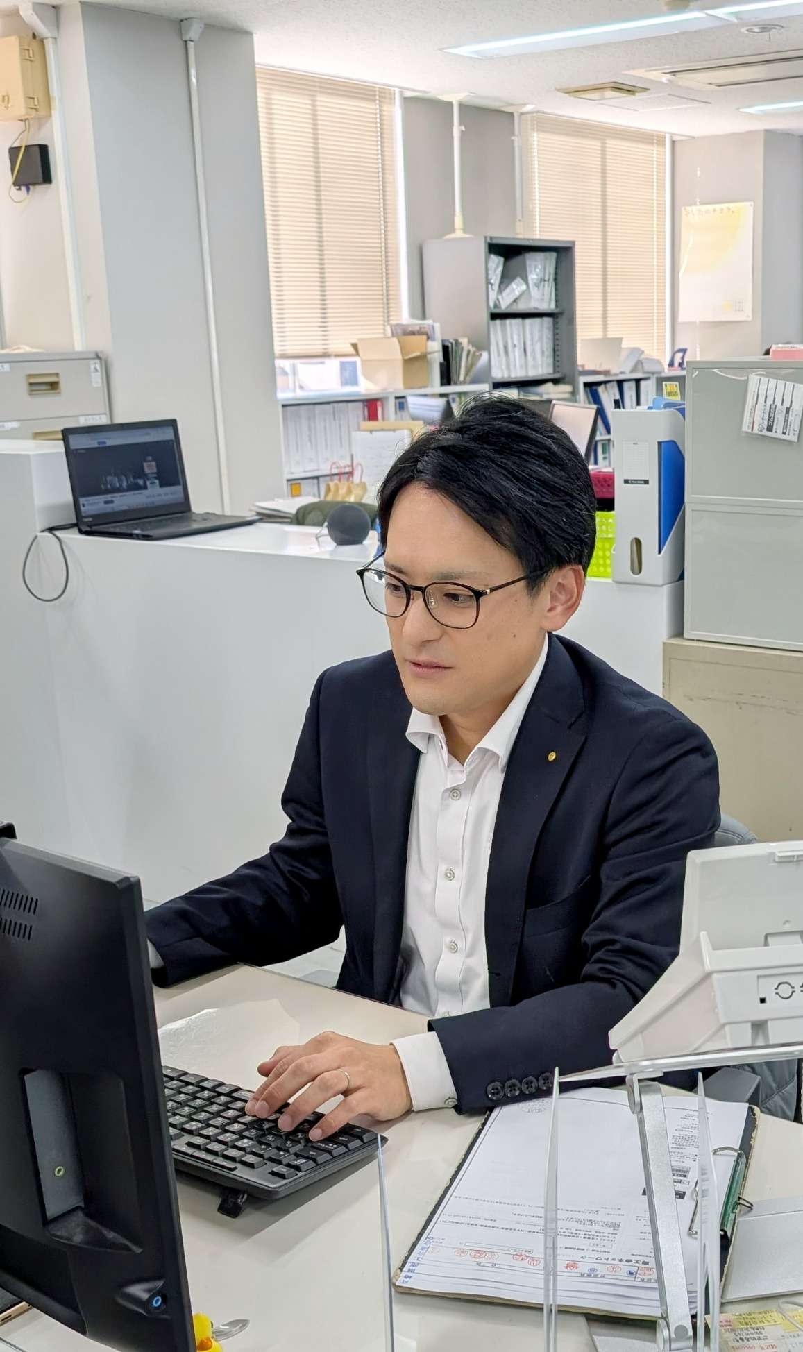 オフィスでのデスクワーク